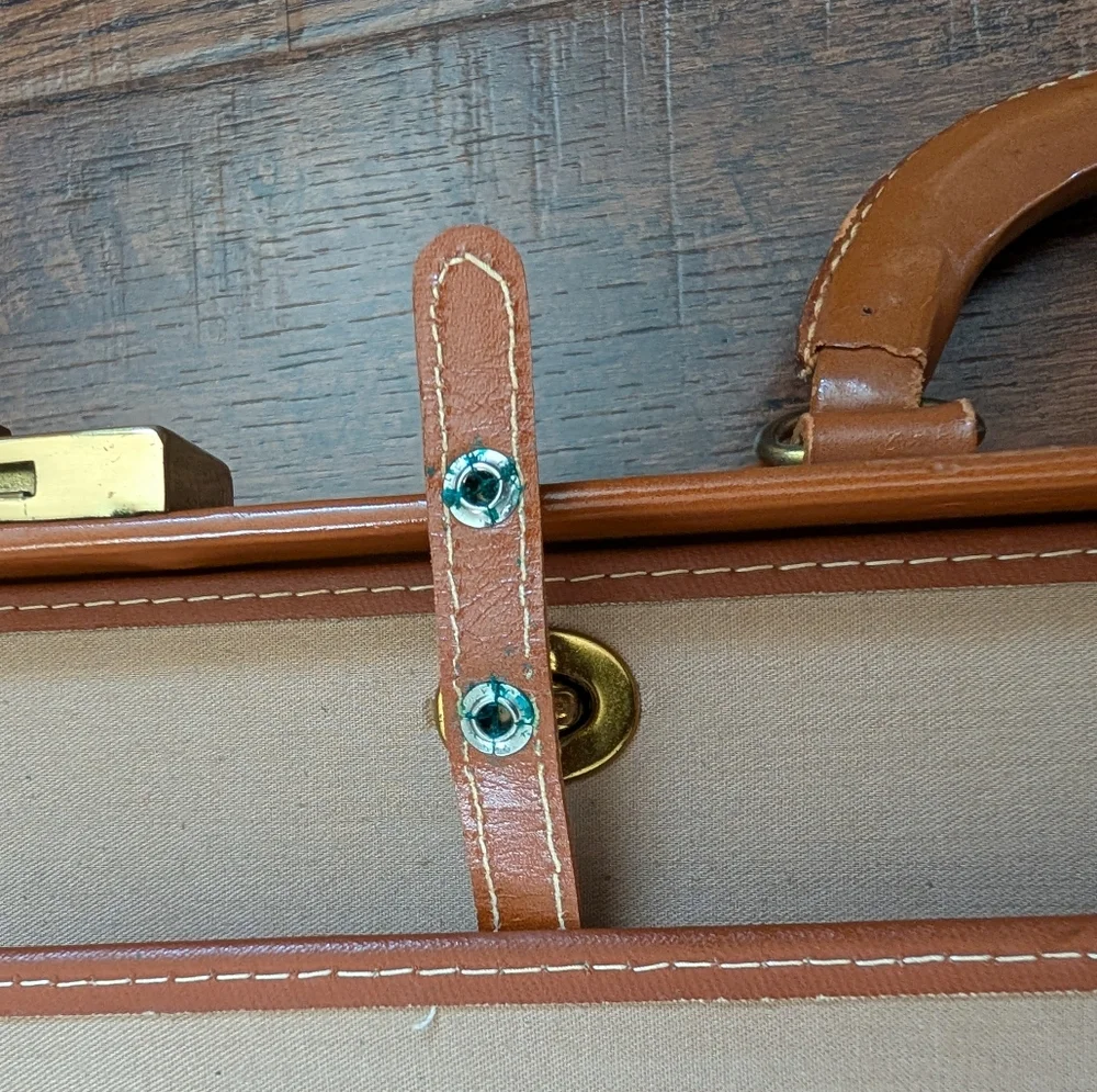 Vintage Lido New York Cowhide Leather Suitcase/Luggage/Retro Travel